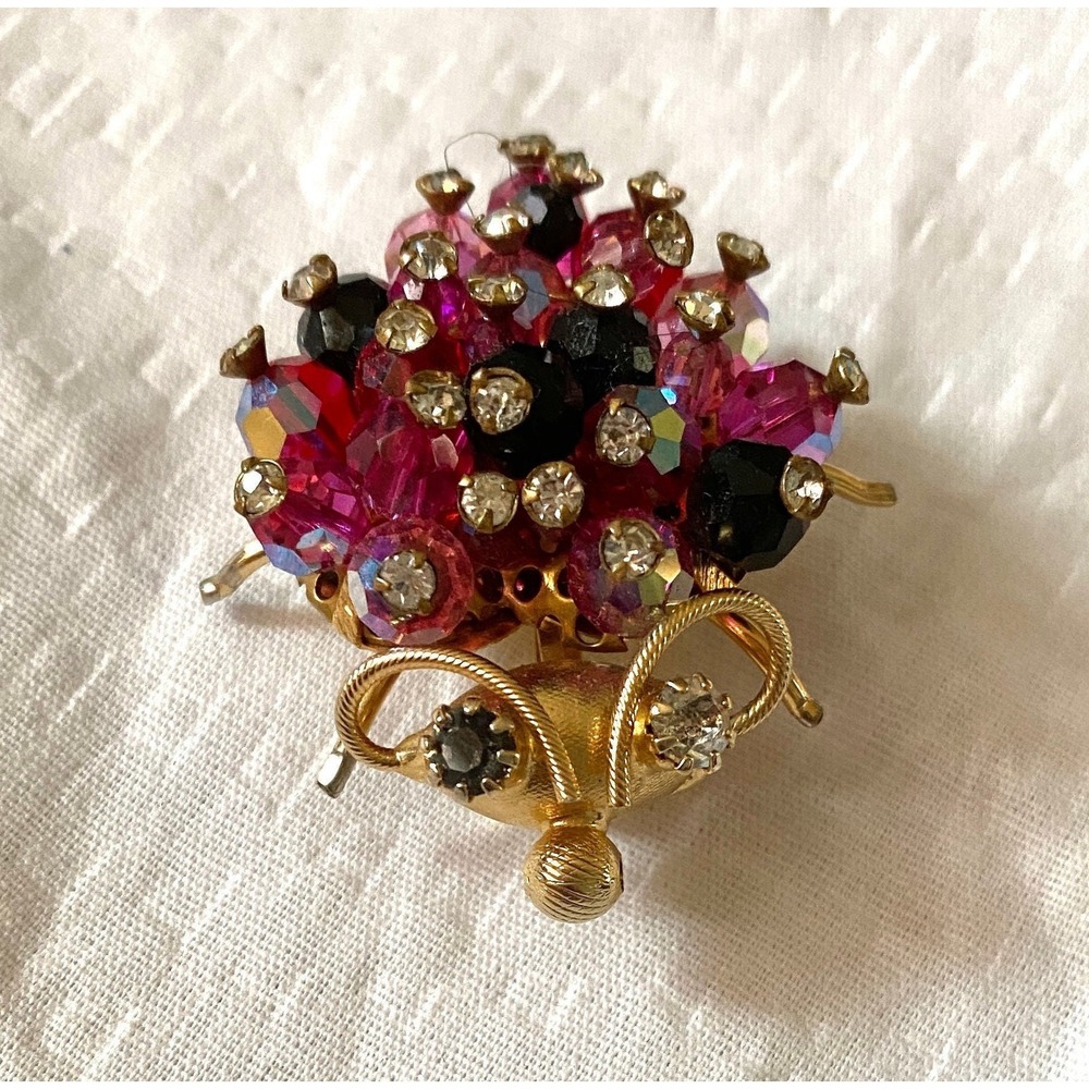 1960s Vintage Bug Pin Faceted Red Ab & Black Crystal Beads